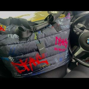 DKNY NORA DUFFLE BAG